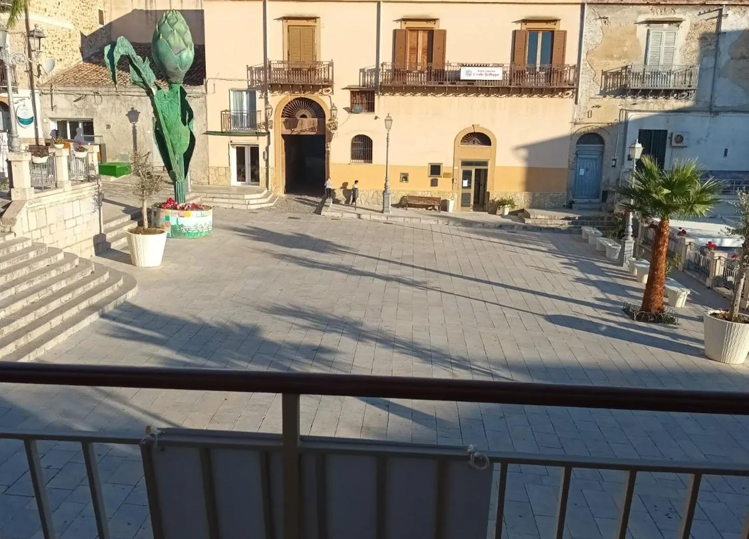 La Casa Sulla Piazza Apartment Cerda